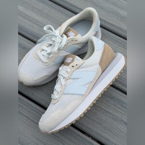 New Balance 237 Women’s Sneaker